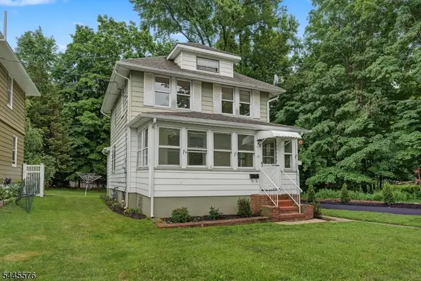 16 Garden Ave, Rockaway Boro, NJ 07866
