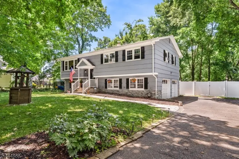 31 Orchard St, Budd Lake, NJ 07828 - #2