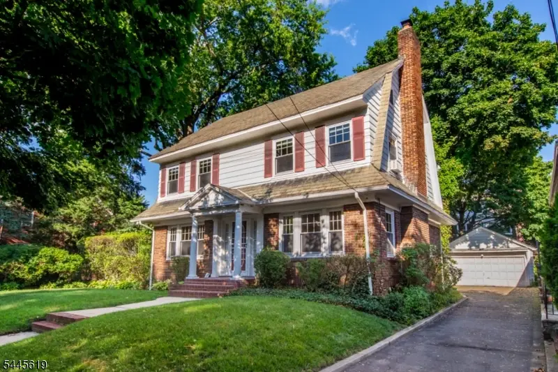 579 Parker St, Newark, NJ 07104 - #2