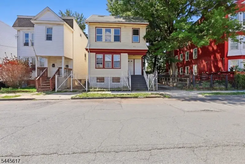 191 21st St, Irvington, NJ 07111 - #1