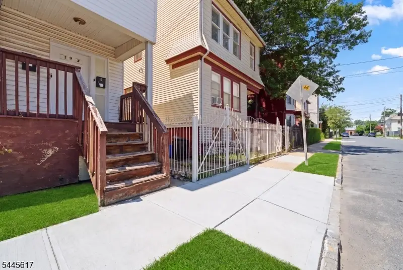 191 21st St, Irvington, NJ 07111 - #3