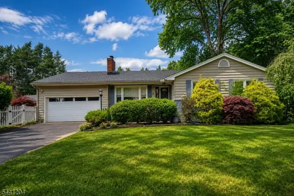 2 Princeton Road, Cranford Twp., NJ 07016