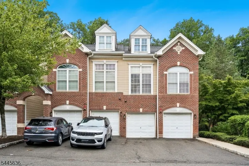 811 Donato Cir, Scotch Plains, NJ 07076 - #3