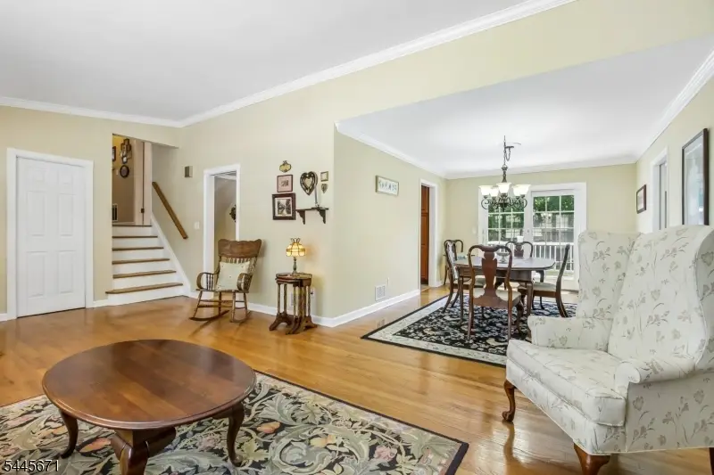 39 Whitney Dr, Berkeley Heights, NJ 07922 - #3