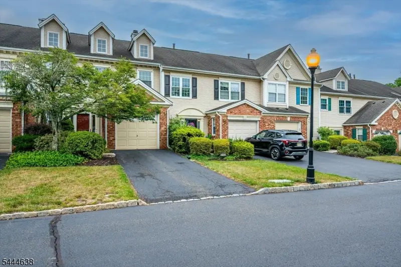 2103 Ackmen Ct, Bradley Gardens, NJ 08807 - #2