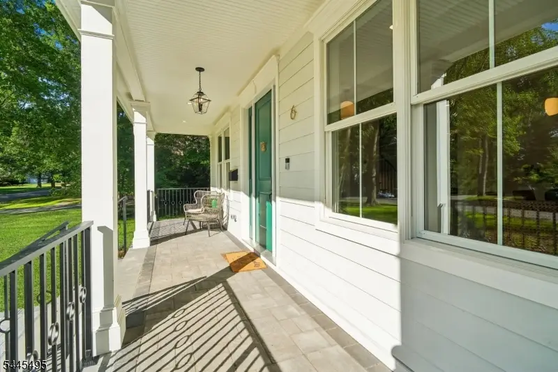 6 Deal Ln, Livingston, NJ 07039 - #2