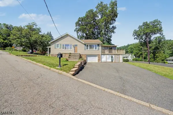 1 Clark St, Mine Hill Twp., NJ 07803