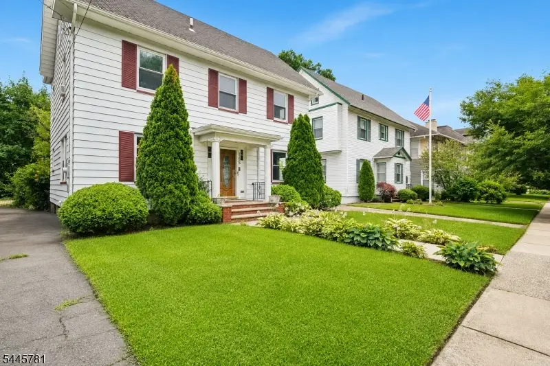 585 Ridge St, Newark, NJ 07104 - #1
