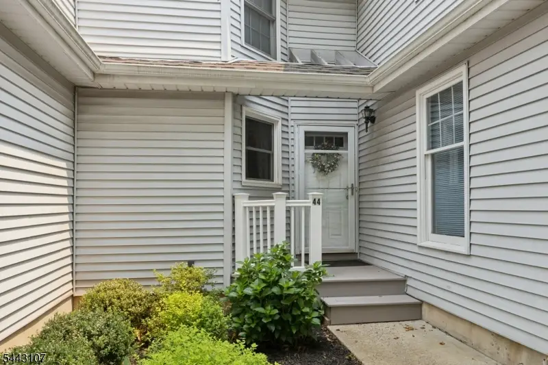 44 Lancelot Drive, Berkeley Heights, NJ 07922 - #2