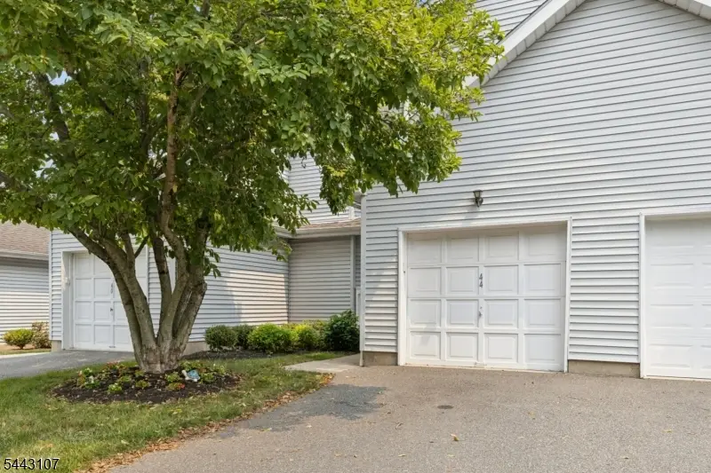 44 Lancelot Drive, Berkeley Heights, NJ 07922 - #3
