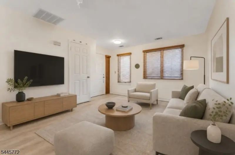 7 Westchester Ter, Clinton, NJ 08801 - #2