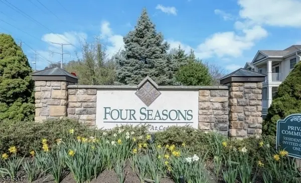 505 Holly Ln #505, Cedar Grove Twp., NJ 07009