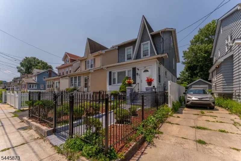 135 Melrose Ave, Irvington, NJ 07111 - #3