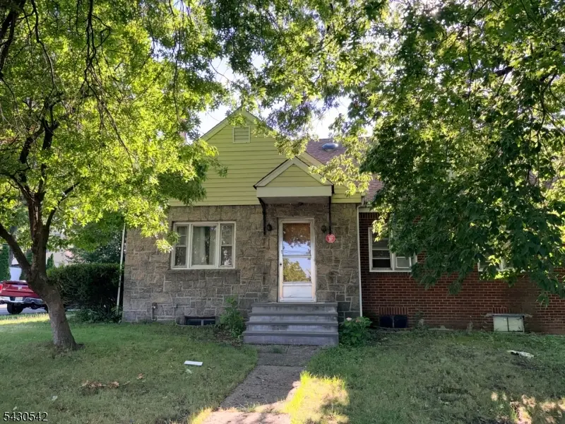 52 Lakeview Ave, Paterson, NJ 07503 - #1