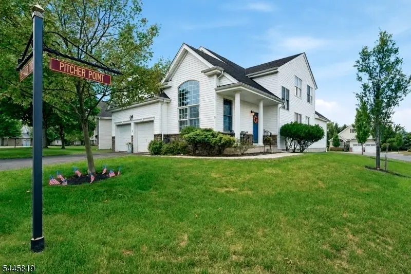 6 Delaware Crossing, Franklin, NJ 08873 - #1