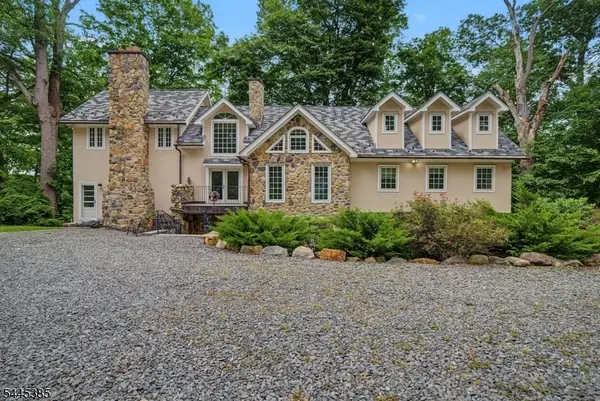 2 Thompson Rd, Parsippany-Troy Hills Twp., NJ 07005