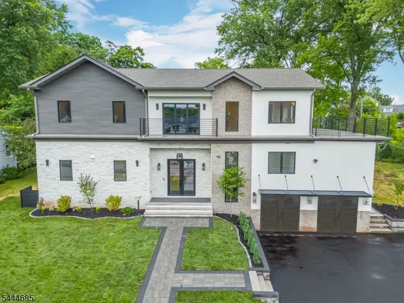 98 Haddenfield Rd, Clifton, NJ 07013 - #1