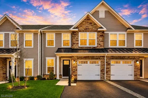 49 Owen Ct, Franklin Twp., NJ 08873