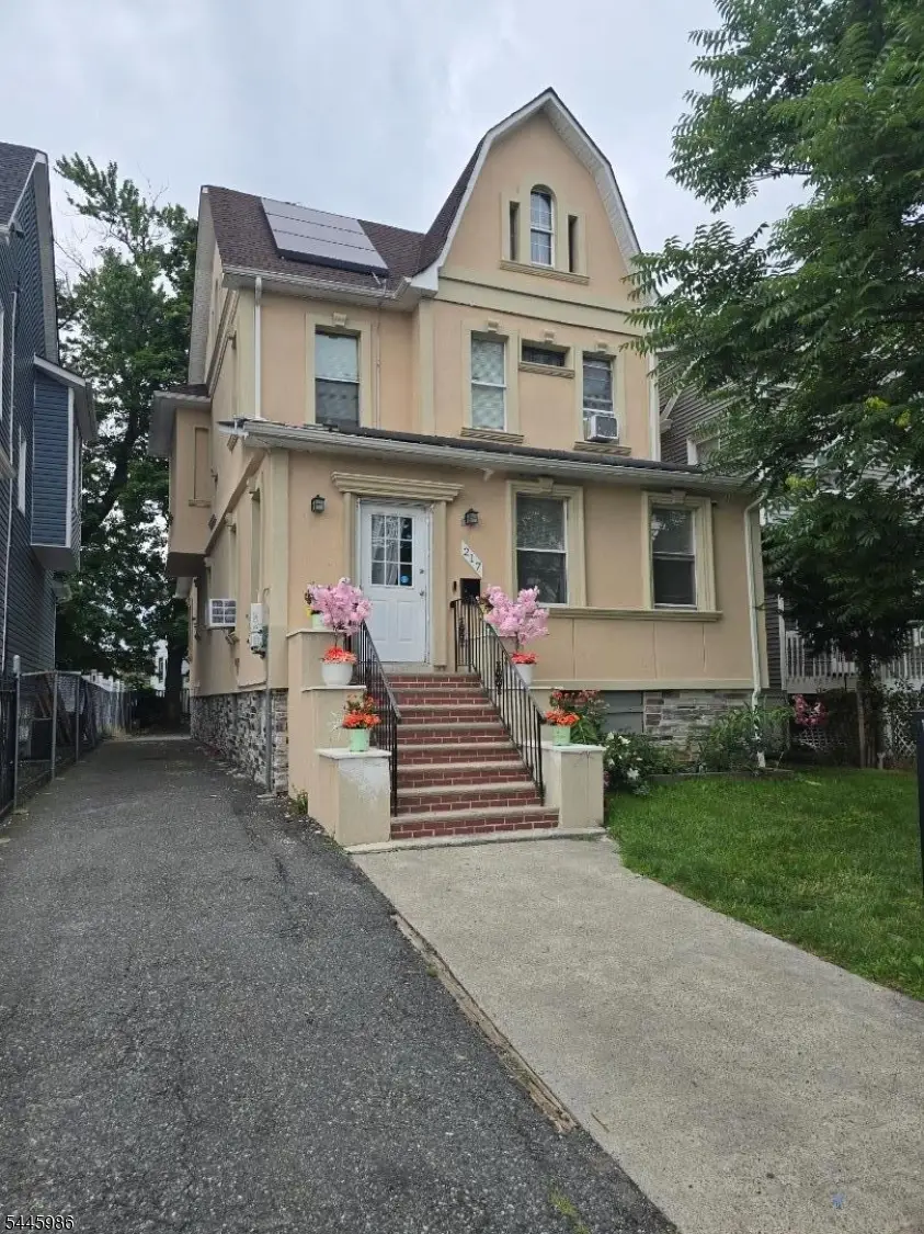 217 Rutledge Ave, East Orange, NJ 07017 - #1