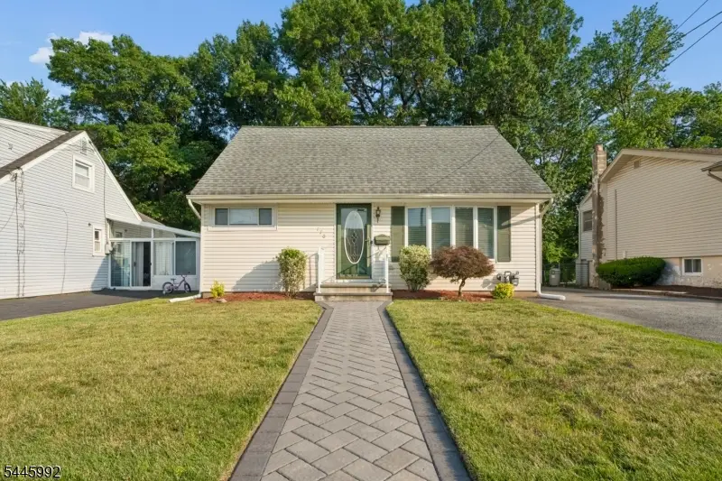 170 Colonial Ave, Saddle Brook, NJ 07663 - #1