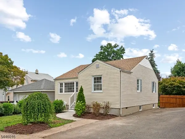 27 Kenter Pl, Clifton City, NJ 07012