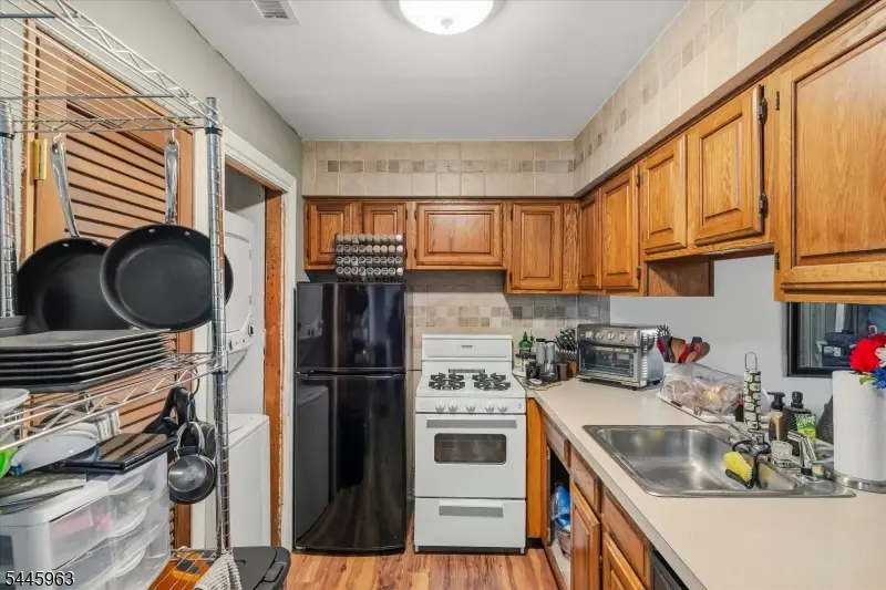 6 Sunrise Dr #3, Vernon, NJ 07462 - #3