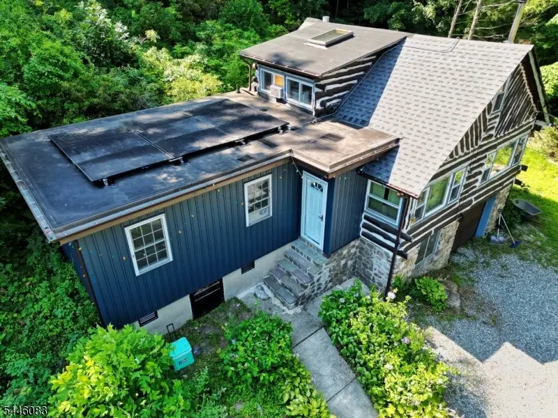 83 Terra Cotta Rd, Hewitt, NJ 07421 - #2