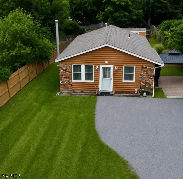 18 Prince St, Hamburg, NJ 07419 - #1