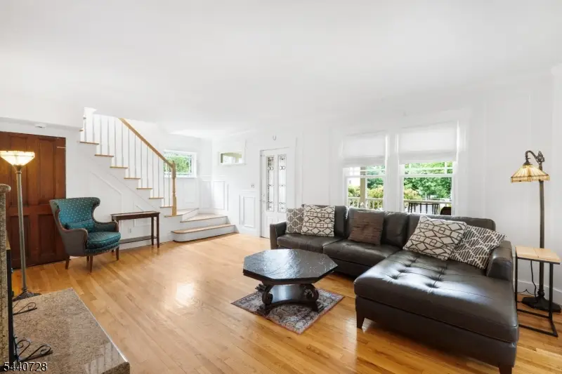 34 Orchard Sq, Caldwell, NJ 07006 - #3