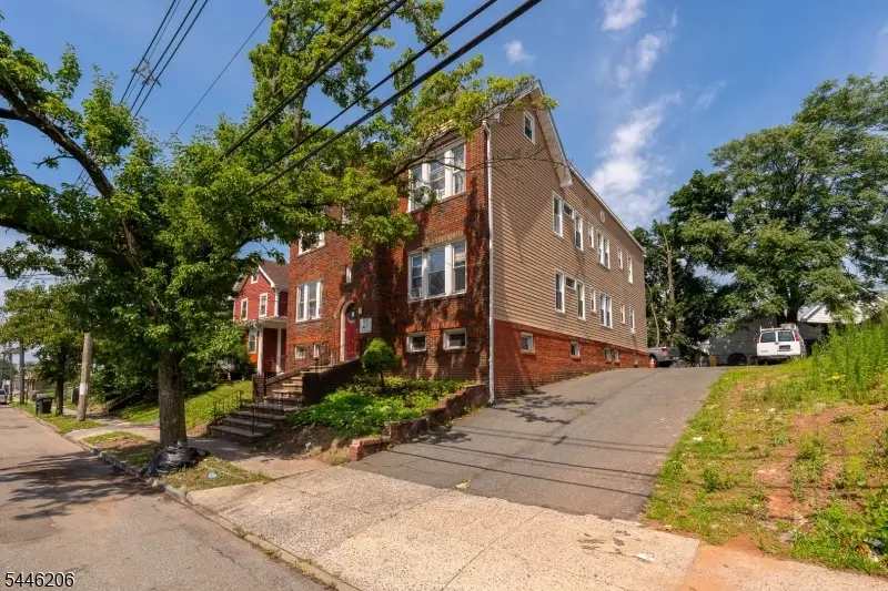 77 40th St, Irvington, NJ 07111 - #3