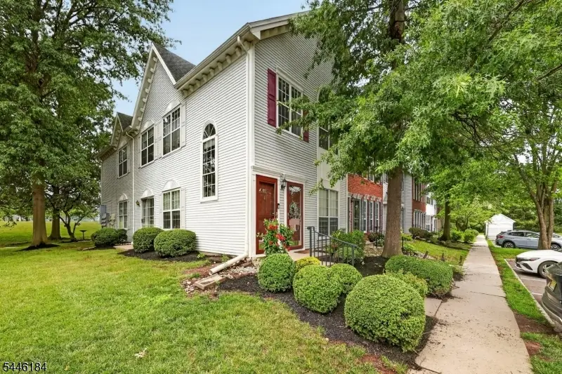 161 Gregory Ln, Franklin Park, NJ 08823 - #1