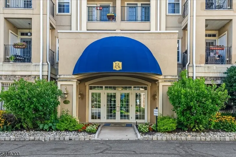 8205 Harcourt Rd #8205, Clifton, NJ 07013 - #2