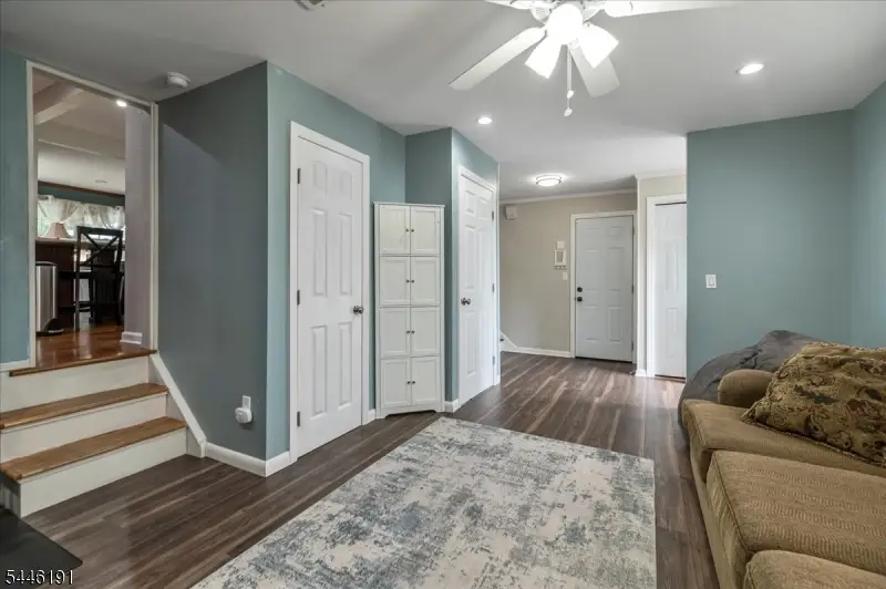 81 Summit Ave, Butler, NJ 07405 - #3