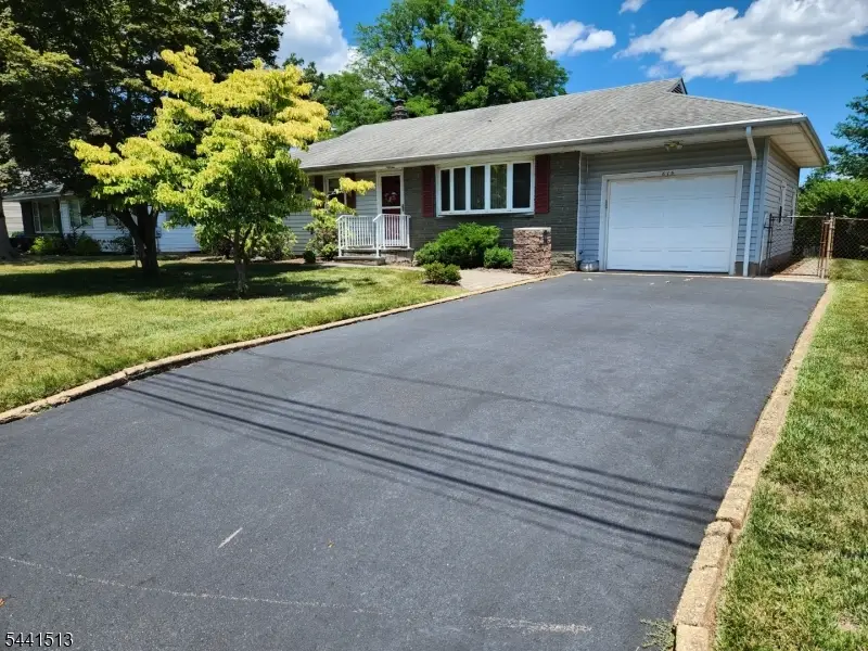 615 Ashland Rd, Middlesex, NJ 08846 - #2