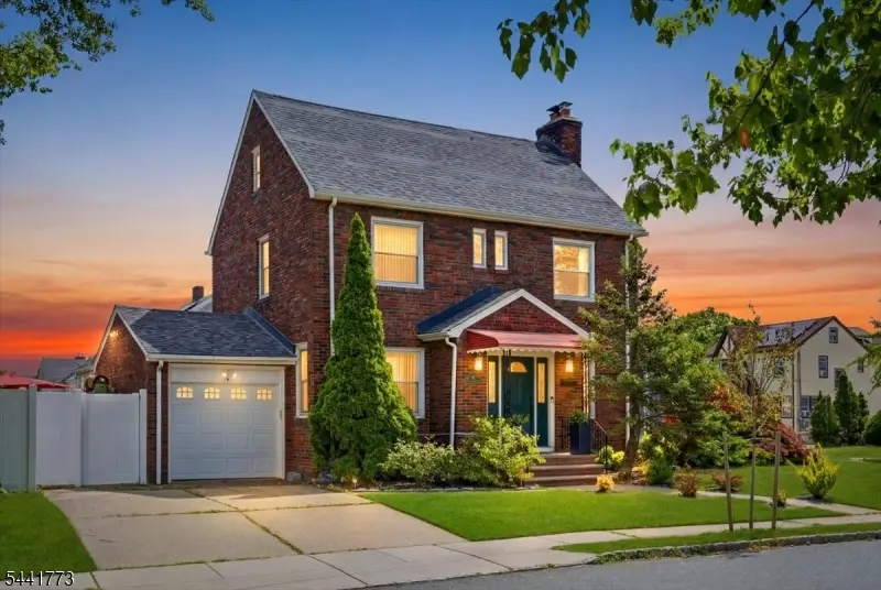 459 Twin Oaks Rd, Union, NJ 07083 - #1