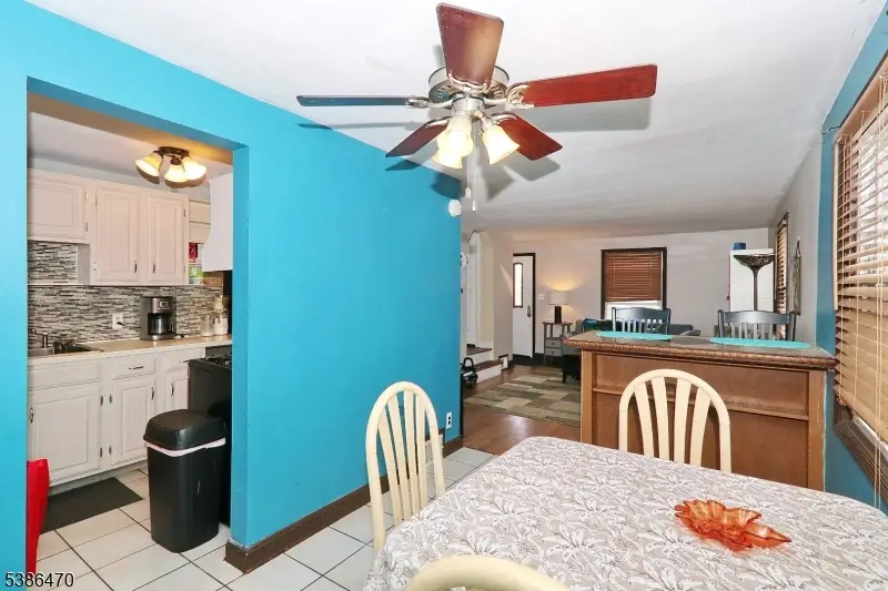 689 Crescent Dr, Bound Brook, NJ 08805 - #2