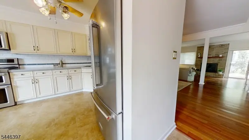 81 Chelsea Way, Finderne, NJ 08807 - #3