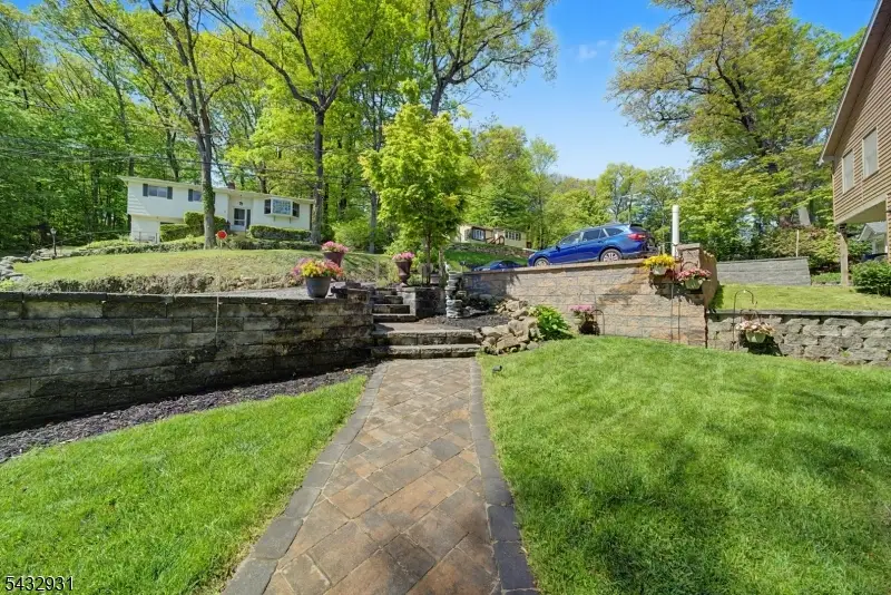 10 S Parkway, Lake Hopatcong, NJ 07849 - #2