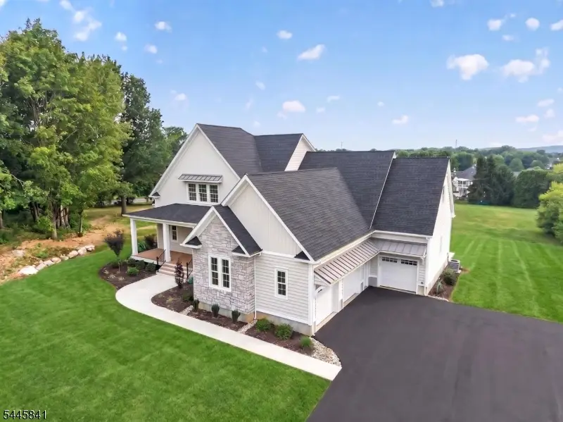 1004 Valerie Pl, Greenwich, NJ 08886 - #2