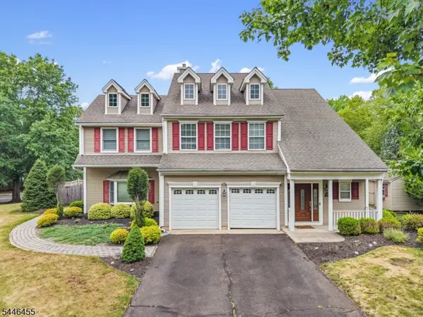 220 Lindsay Ct, Branchburg Twp., NJ 08876