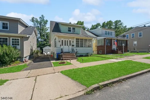 109 E 4th St, Clifton City, NJ 07011