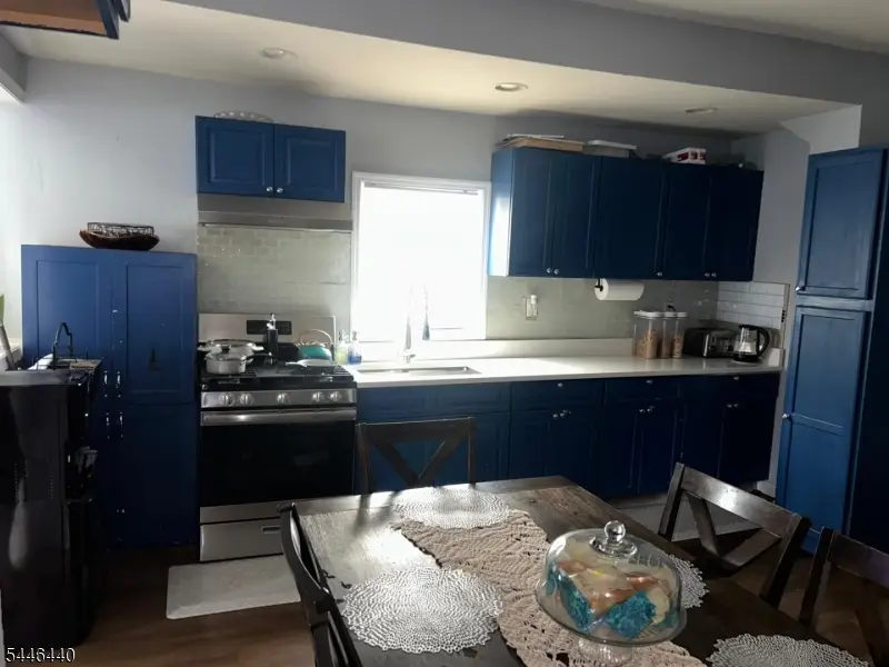 216 Inslee Pl #2, Elizabethport, NJ 07206 - #3