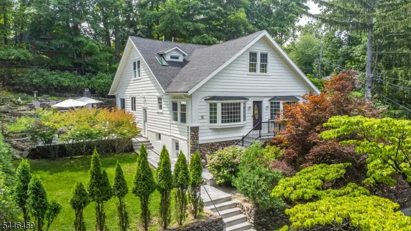 8 Birchwood Rd, North Caldwell, NJ 07006 - #1