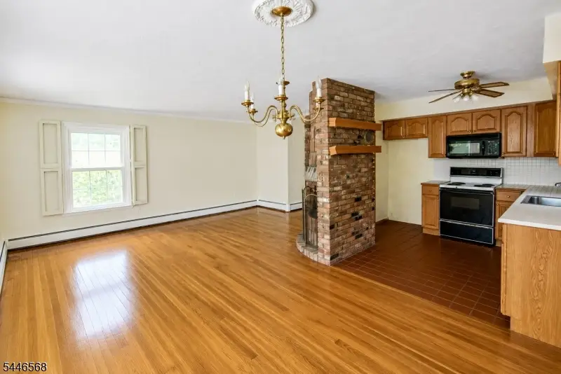 18 Summit Rd, Lake Mohawk, NJ 07871 - #3