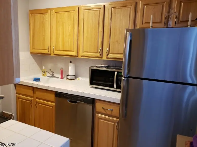 6050 Kennedy Blvd, West New York, NJ 07093 - #3