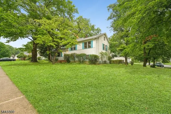 46 Lidgerwood Pkwy, Morristown Town, NJ 07960