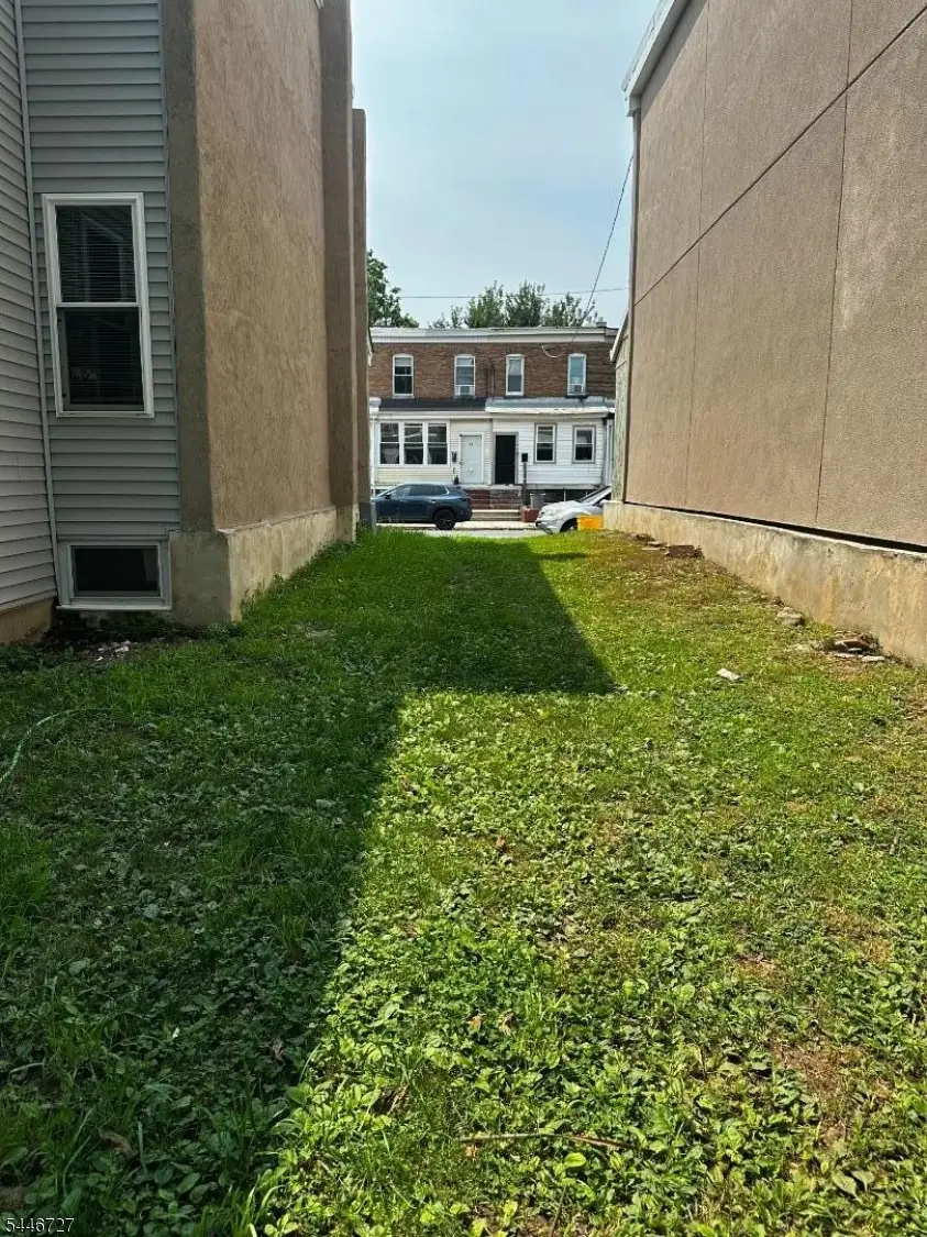 22 Adella Ave, Hamilton, NJ 08609 - #1