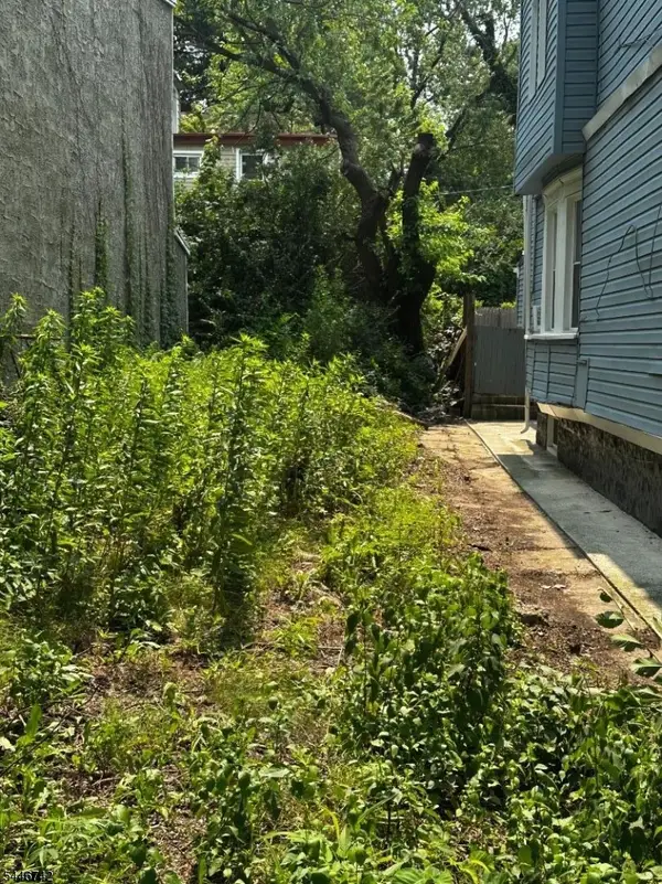 1625 E State St, Hamilton Twp., NJ 08609