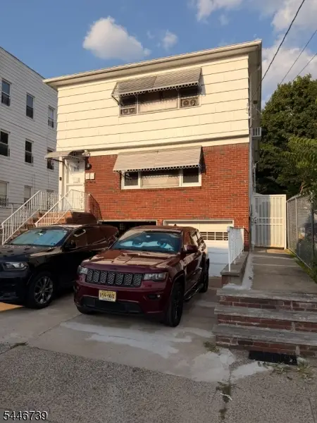 81 Mount Vernon Ave, Irvington, NJ 07111 - #3