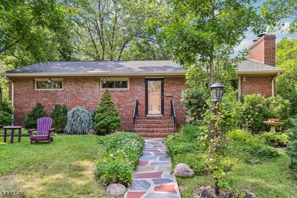 30 Ferndale Rd, Madison Boro, NJ 07940